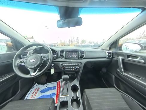 Used 2018 Kia Sportage LX w/ LX Popular Package image 21