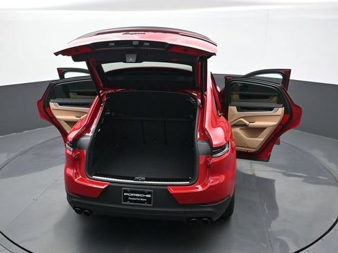 New 2026 Porsche Cayenne Coupe AWD/4WD image 28