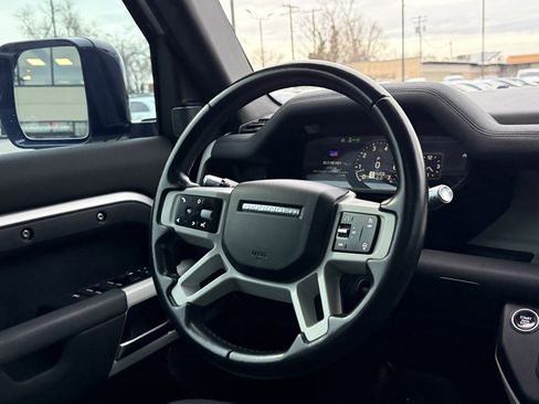 Used 2020 Land Rover Defender 110 First Edition image 24