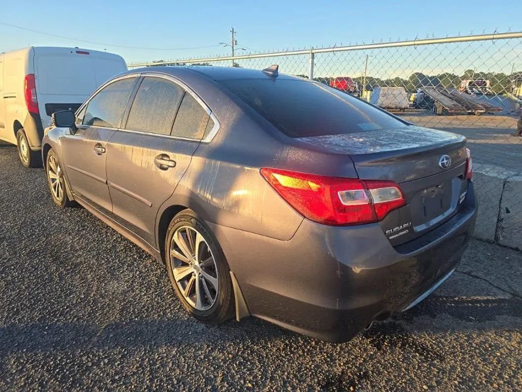Used 2017 Subaru Legacy 2.5i Limited AWD/4WD image 6