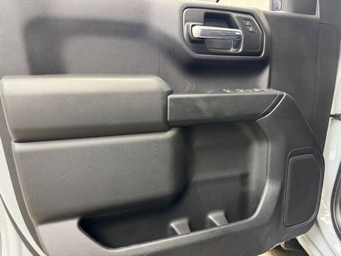 Used 2024 GMC Sierra 1500 Pro w/ Pro Value Package image 9