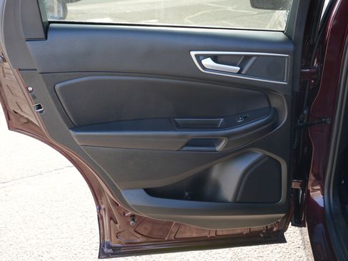 Used 2024 Ford Edge SEL w/ Convenience Package image 24