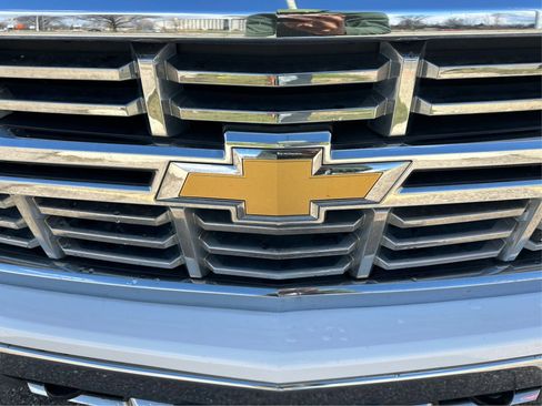 Used 2015 Chevrolet Silverado 1500 LTZ AWD/4WD image 21