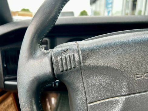 Used 1991 Pontiac Firebird Trans Am RWD image 16