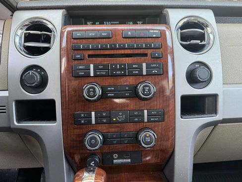 Used 2010 Ford F150 Lariat image 14