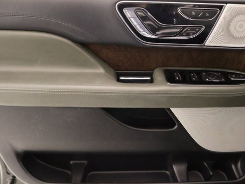 Certified 2022 Lincoln Navigator Black Label image 18