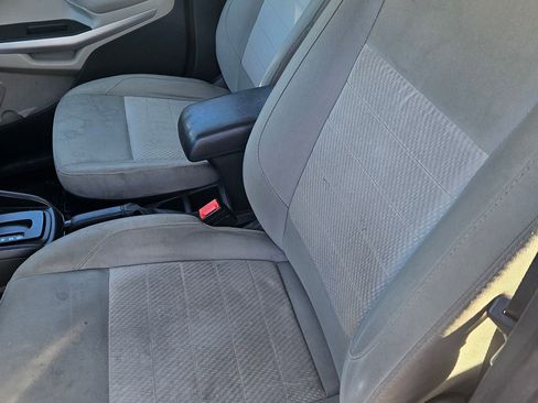 Certified 2021 Ford EcoSport S image 35