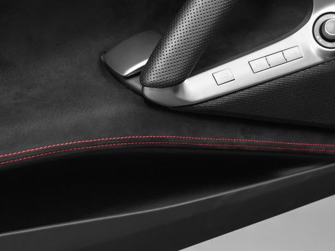 Certified 2019 Ferrari 812 Superfast RWD image 82
