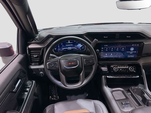 Used 2024 GMC Sierra 2500 AT4 w/ AT4 Premium Plus Package AWD/4WD image 24