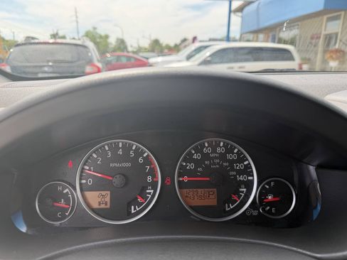 Used 2008 Nissan Pathfinder SE AWD/4WD image 27