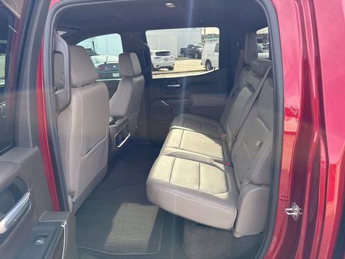 Used 2021 GMC Sierra 1500 SLT image 12