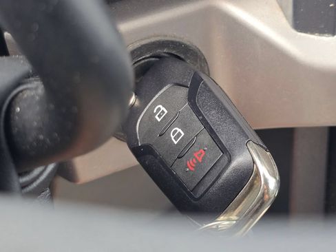 Used 2023 Ford F150 XLT RWD image 19