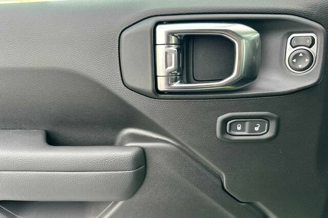 New 2026 Jeep Wrangler Unlimited Sport AWD/4WD image 8