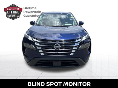 Certified 2025 Nissan Rogue SV FWD image 10