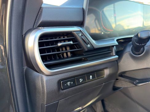 Used 2024 Kia Telluride S w/ S Sunroof Package image 28