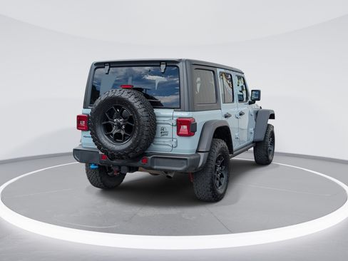 Used 2024 Jeep Wrangler Unlimited AWD/4WD image 7