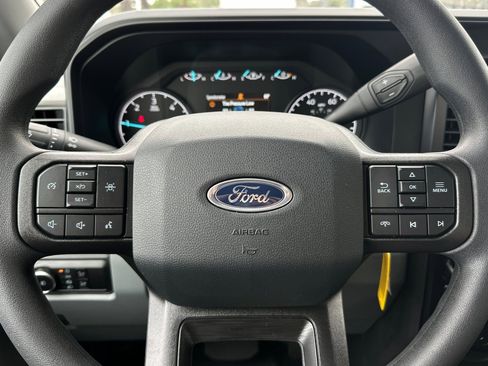 New 2026 Ford F550 4x4 Supercab Super Duty image 19