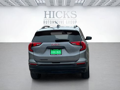 Used 2020 GMC Terrain SLE w/ Driver Convenience Package image 6