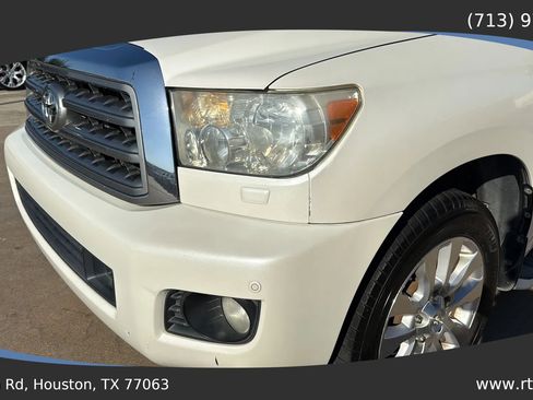 Used 2013 Toyota Sequoia Platinum RWD image 15