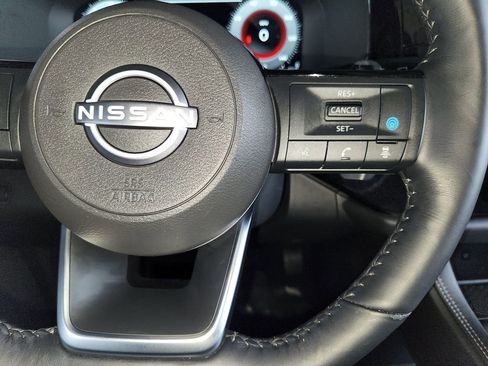Certified 2024 Nissan Pathfinder Platinum w/ Cargo Package FWD image 28
