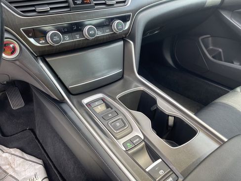 Used 2018 Honda Accord EX-L image 15