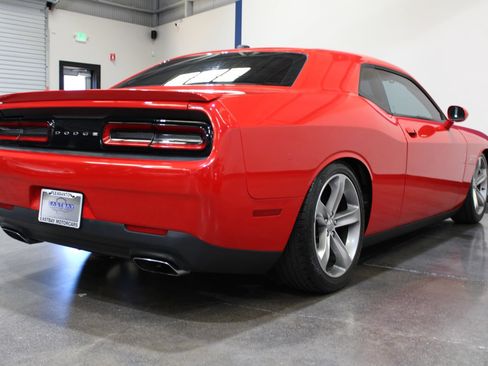 Used 2015 Dodge Challenger R/T w/ Quick Order Package 28B R/T RWD image 11