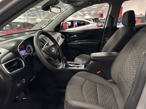 Used 2021 Chevrolet Equinox LT FWD image 15