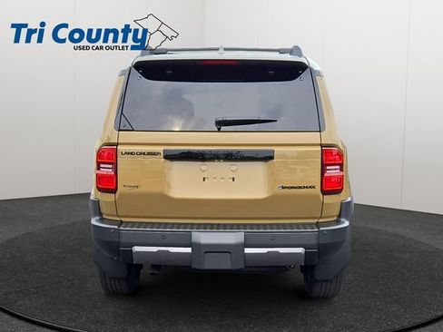 Used 2025 Toyota Land Cruiser w/ Premium Package image 6