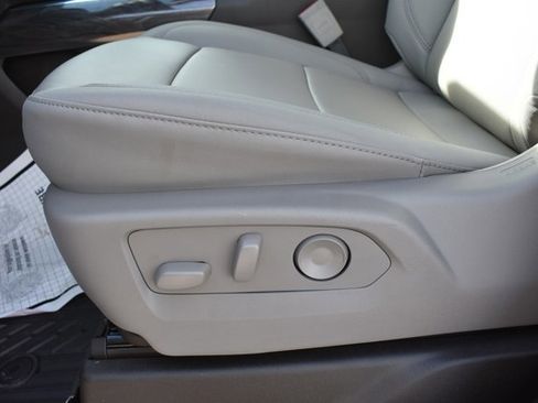 New 2026 Chevrolet Silverado 1500 LTZ w/ LTZ Premium Package image 17