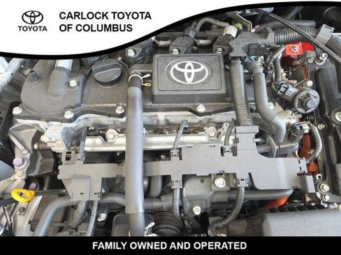 Used 2025 Toyota Corolla SE w/ Convenience Package FWD image 22