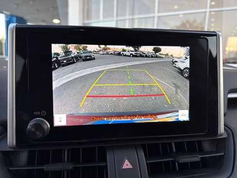 Used 2025 Toyota RAV4 XLE FWD image 19