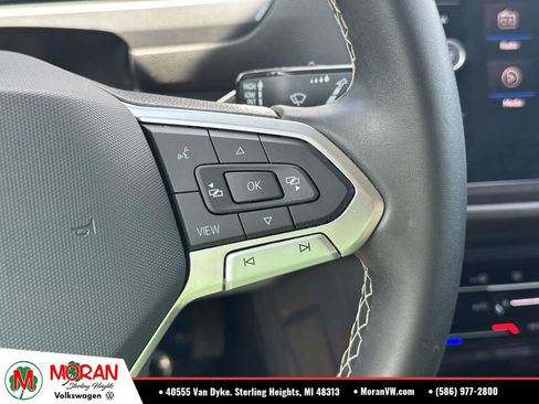 Certified 2023 Volkswagen Tiguan SE FWD image 23