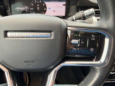 Used 2021 Land Rover Discovery Sport SE R-Dynamic AWD/4WD image 22