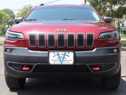 Used 2020 Jeep Cherokee Trailhawk w/ Comfort/Convenience Group AWD/4WD image 13