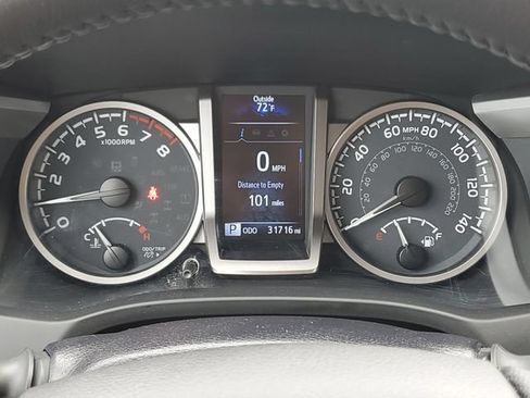 Used 2023 Toyota Tacoma SR5 w/ Technology Package AWD/4WD image 21