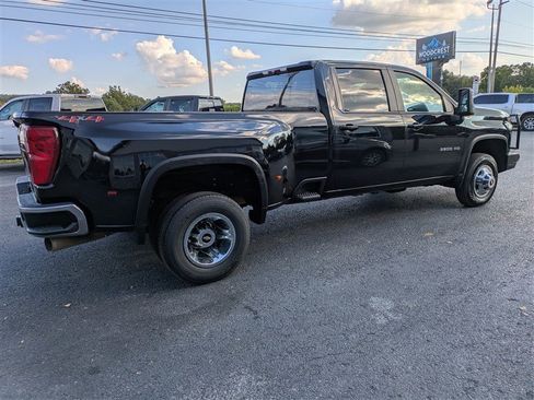 Used 2021 Chevrolet Silverado 3500 LT w/ Convenience Package image 7
