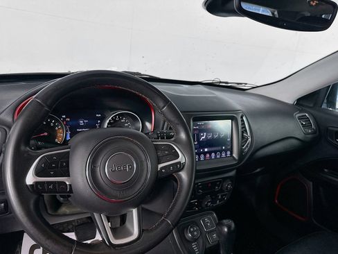 Used 2021 Jeep Compass Trailhawk AWD/4WD image 9