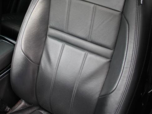 Used 2020 Land Rover Range Rover Evoque SE image 22