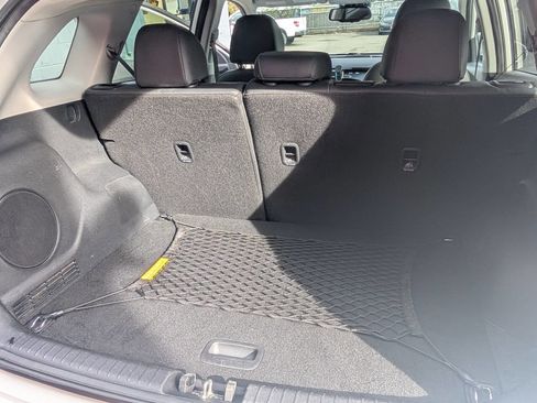 Used 2019 Kia Niro EX Premium w/ Cold Weather Package 1.0 image 18