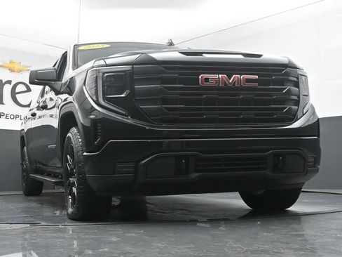 Used 2023 GMC Sierra 1500 Pro w/ Graphite Edition AWD/4WD image 3