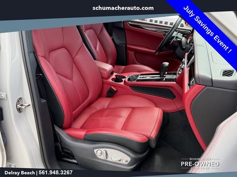 Used 2022 Porsche Macan S AWD/4WD image 18
