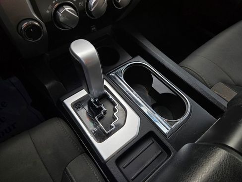 Used 2014 Toyota Tundra SR5 w/ SR5 Upgrade Package image 25