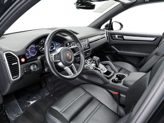 Certified 2023 Porsche Cayenne Platinum Edition AWD/4WD image 4