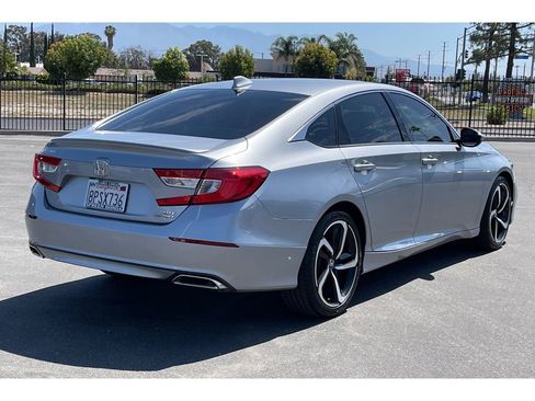 Used 2020 Honda Accord Sport image 6