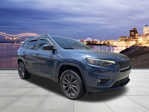 Used 2021 Jeep Cherokee Latitude Lux 80th Anniv w/ Quick Order Package 26U 80TH AWD/4WD image 4