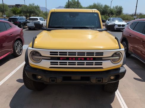 Used 2023 Ford Bronco Heritage Edition AWD/4WD image 2