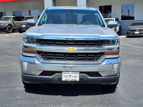 Used 2018 Chevrolet Silverado 1500 LT w/ Texas Edition RWD image 2