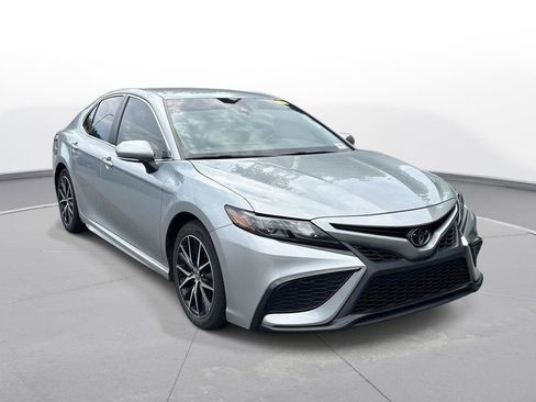 Certified 2023 Toyota Camry SE FWD image 4