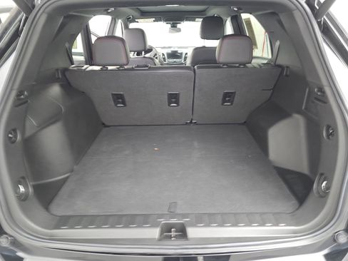 Used 2022 Chevrolet Equinox RS w/ RS Leather Package image 12