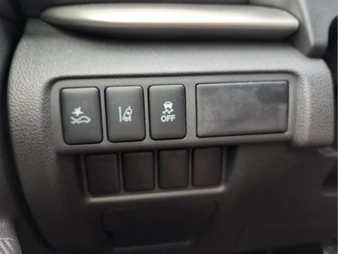 Used 2024 Mitsubishi Eclipse Cross ES image 17